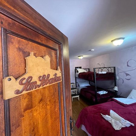 Golden Rest Latacunga Hotell Eksteriør bilde
