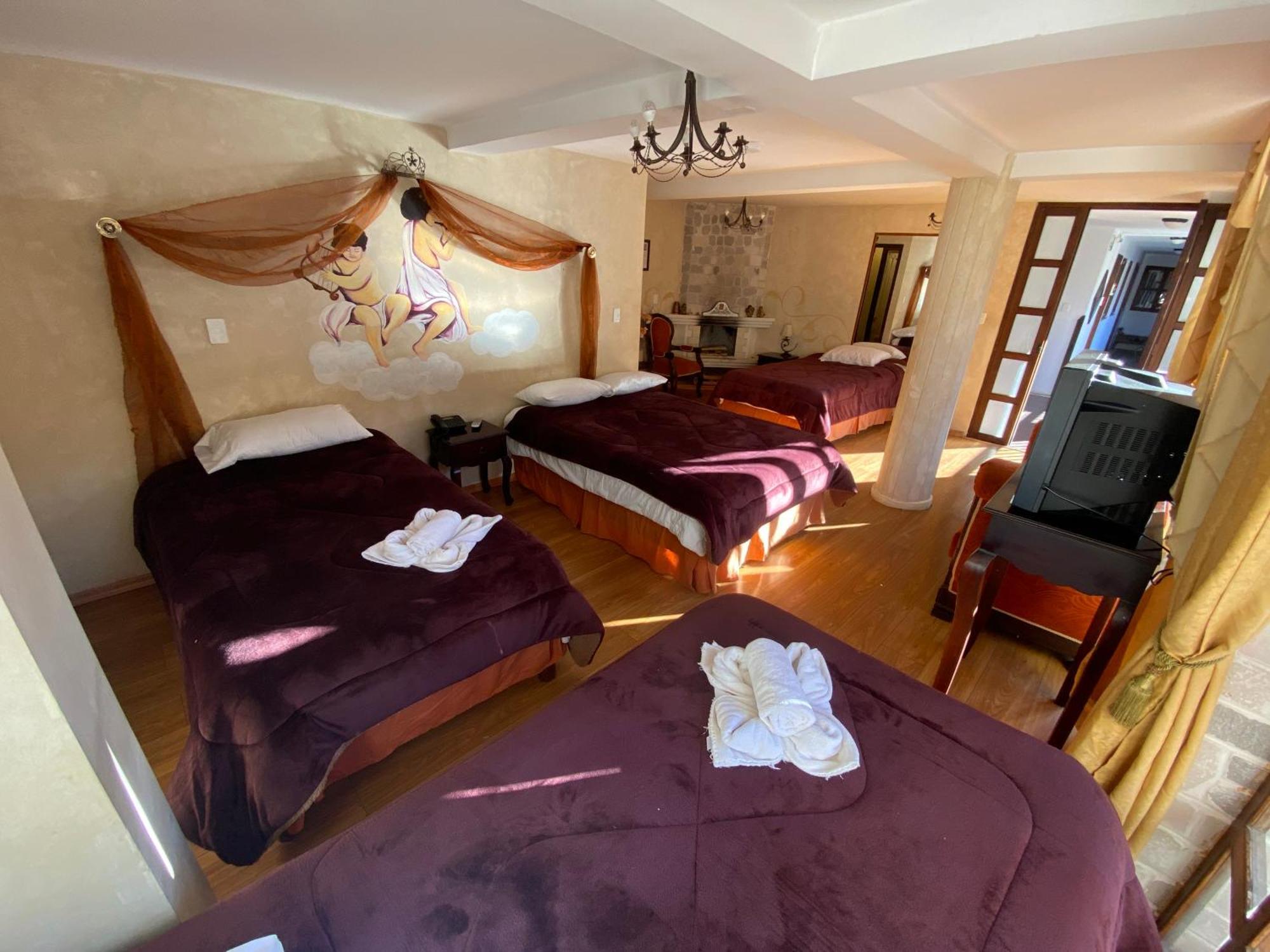 Golden Rest Latacunga Hotell Eksteriør bilde